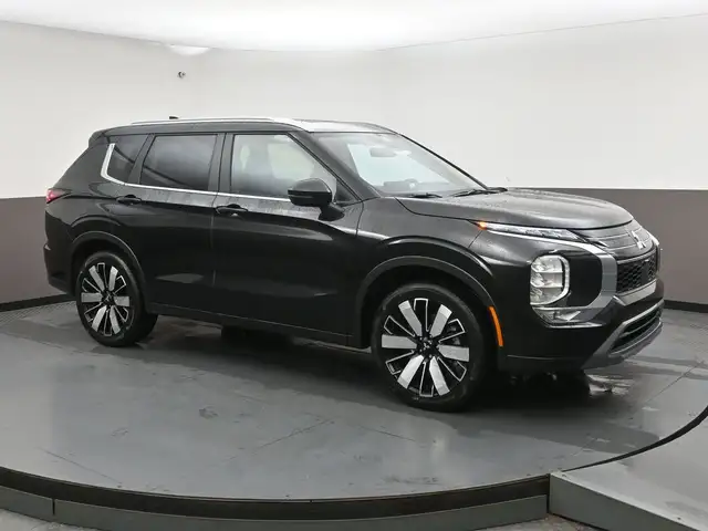 2025 Mitsubishi Outlander SEL SUNROOF, NAVIGATION, HEATED AND VE