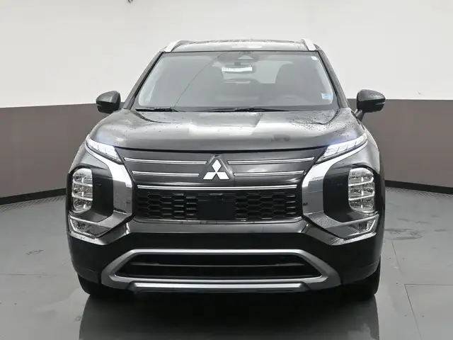2025 Mitsubishi Outlander SEL SUNROOF, NAVIGATION, HEATED AND VE - Photo 2