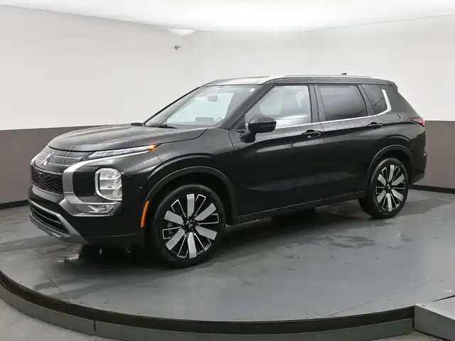 2025 Mitsubishi Outlander SEL SUNROOF, NAVIGATION, HEATED AND VE - Photo 3