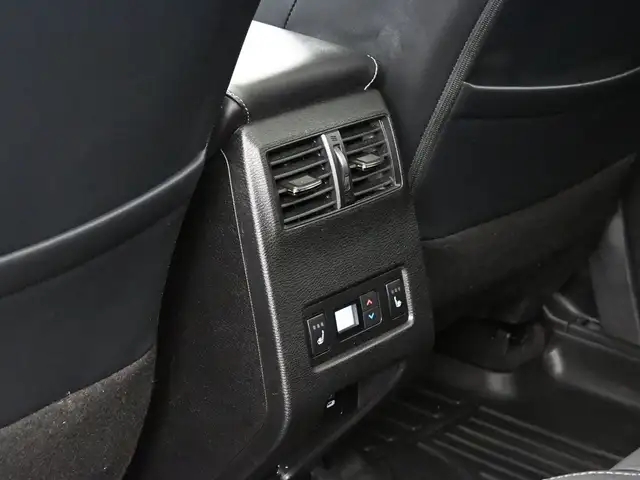 2025 Mitsubishi Outlander SEL SUNROOF, NAVIGATION, HEATED AND VE - Photo 22