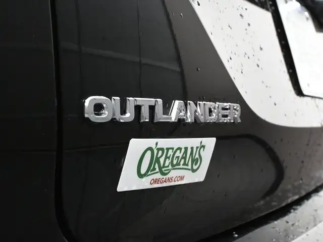 2025 Mitsubishi Outlander SEL SUNROOF, NAVIGATION, HEATED AND VE - Photo 26