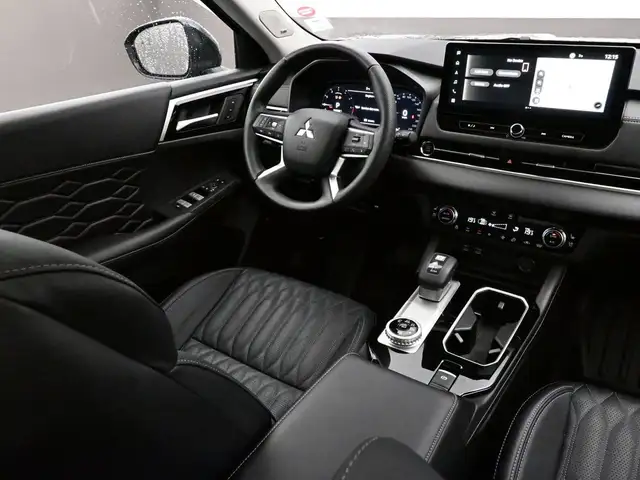 2025 Mitsubishi Outlander SEL SUNROOF, NAVIGATION, HEATED AND VE - Photo 30