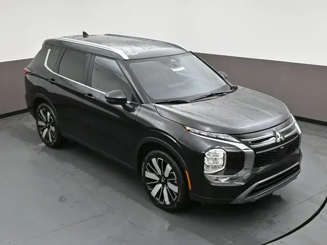 2025 Mitsubishi Outlander SEL SUNROOF, NAVIGATION, HEATED AND VE - Photo 39