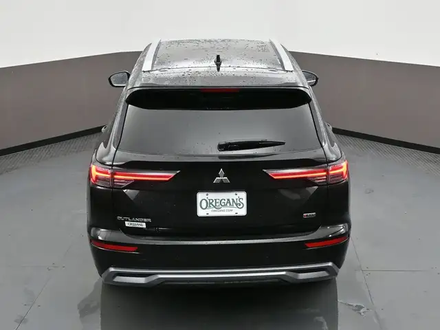 2025 Mitsubishi Outlander SEL SUNROOF, NAVIGATION, HEATED AND VE - Photo 44
