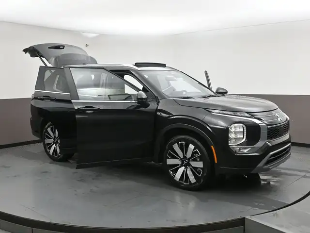 2025 Mitsubishi Outlander SEL SUNROOF, NAVIGATION, HEATED AND VE - Photo 48