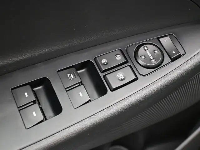 2017 Hyundai Tucson PREFERRED AWD - Photo 5