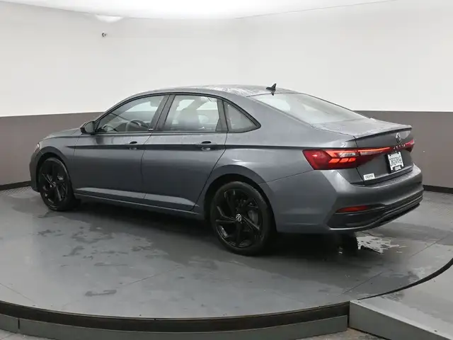 2025 Volkswagen Jetta COMFORTLINE SUNROOF, HEATED POWER SEAT - Photo 29