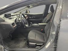 Toyota Prius Plug-In Hybrid SE 2025 - Photo 9