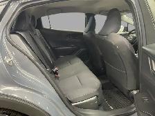 Toyota Prius Plug-In Hybrid SE 2025 - Photo 12