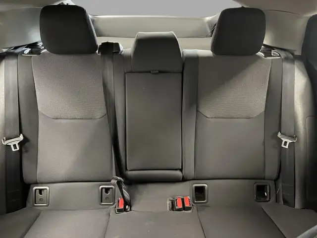 Toyota Prius Plug-In Hybrid SE 2025 - Photo 14