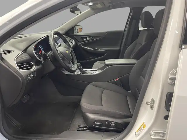 Chevrolet Malibu 1LT 2023 - Photo 9
