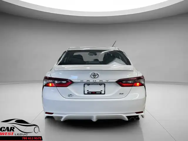 Toyota Camry SE 2021 - Photo 4