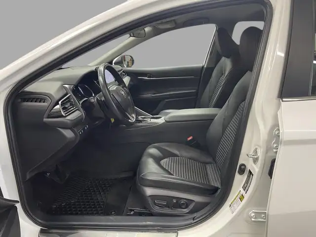 Toyota Camry SE 2021 - Photo 9