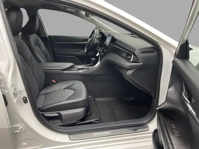 Toyota Camry SE 2021 - Photo 13