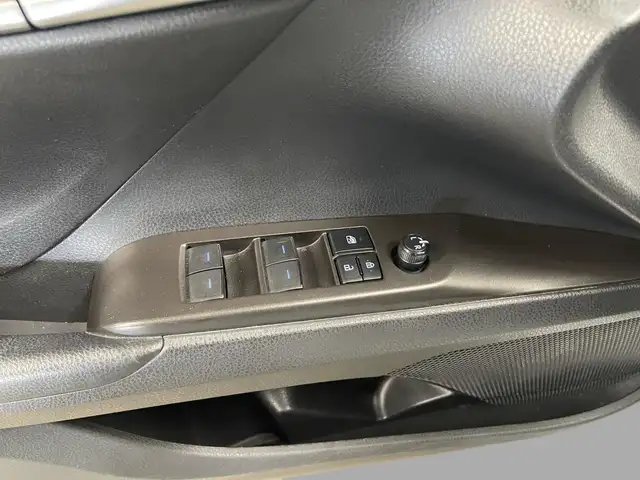 Toyota Camry SE 2021 - Photo 23