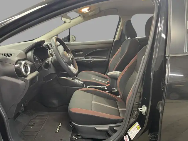 Nissan Versa SR 2024 - Photo 9