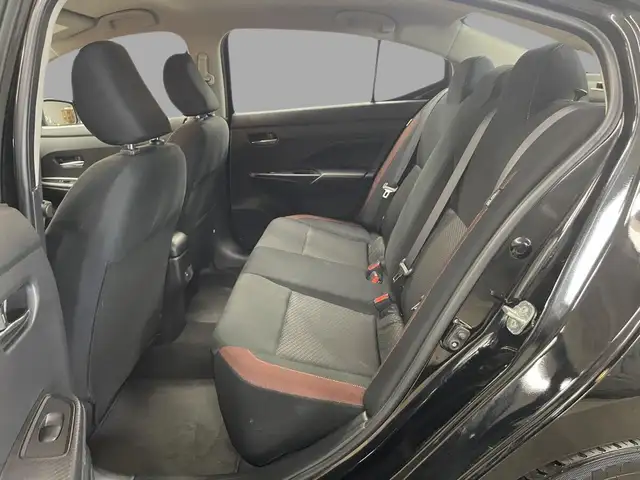 Nissan Versa SR 2024 - Photo 10