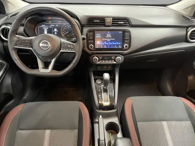 Nissan Versa SR 2024 - Photo 11