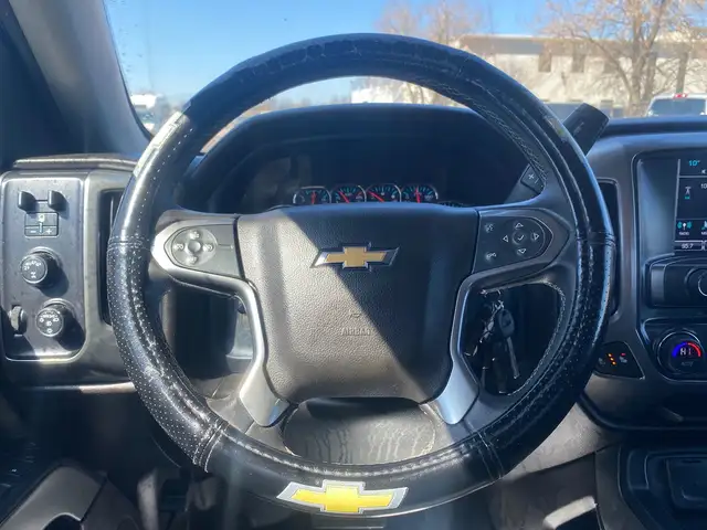 2017 Chevrolet Silverado 1500 LT 143.5' 5.3L V8~ - Photo 10