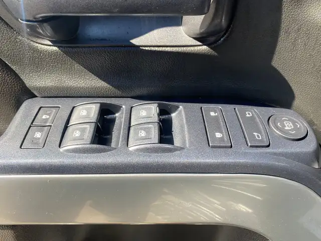 2017 Chevrolet Silverado 1500 LT 143.5' 5.3L V8~ - Photo 22