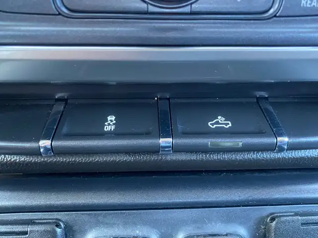 2017 Chevrolet Silverado 1500 LT 143.5' 5.3L V8~ - Photo 24