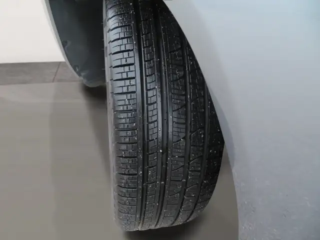 2011 Mercedes-Benz GLK-Class 4MATIC 4dr GLK 350 - Photo 4