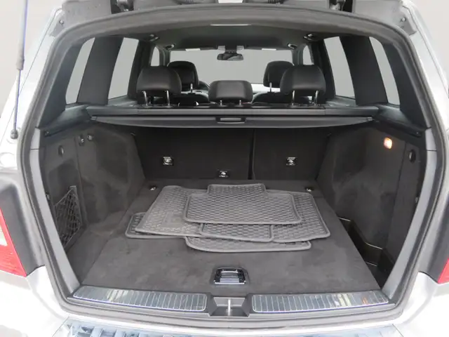 2011 Mercedes-Benz GLK-Class 4MATIC 4dr GLK 350 - Photo 8