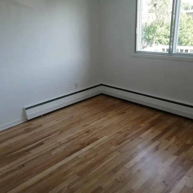 ST LEONARD :  CHAUFFER-RENOVER-REPEINTE-SABLER/VERNIS - Photo 7