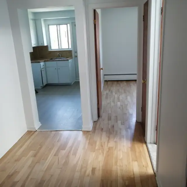 ST LEONARD :  CHAUFFER-RENOVER-REPEINTE-SABLER/VERNIS - Photo 10