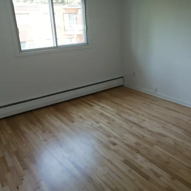 ST LEONARD :  CHAUFFER-RENOVER-REPEINTE-SABLER/VERNIS - Photo 11