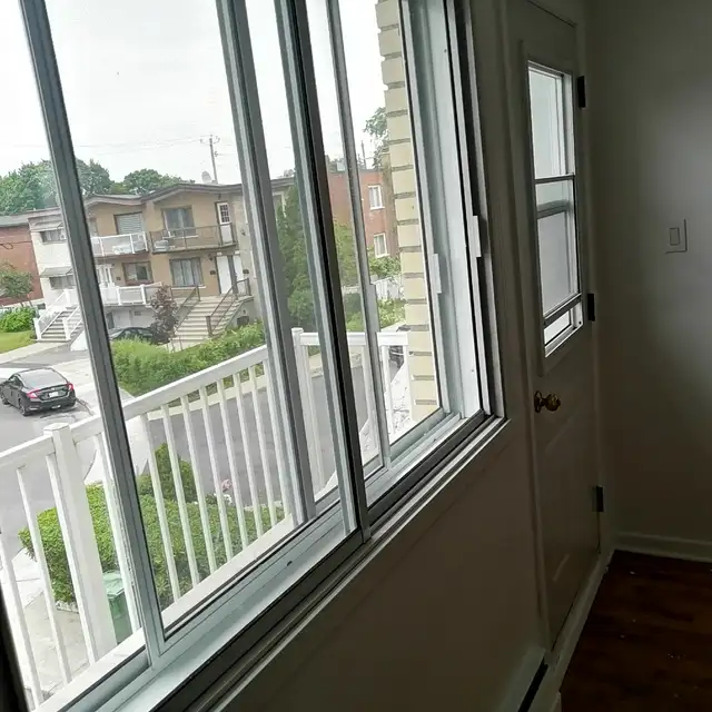 ST LEONARD :  CHAUFFER-RENOVER-REPEINTE-SABLER/VERNIS - Photo 13