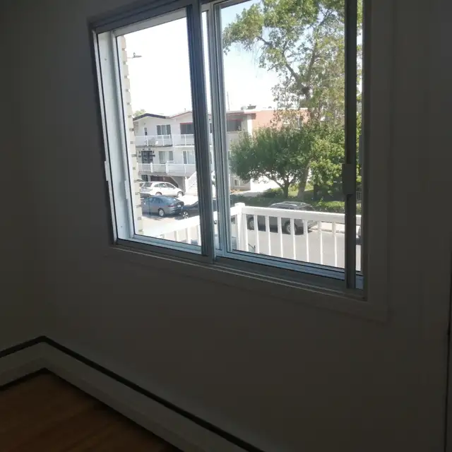 ST LEONARD :  CHAUFFER-RENOVER-REPEINTE-SABLER/VERNIS - Photo 14