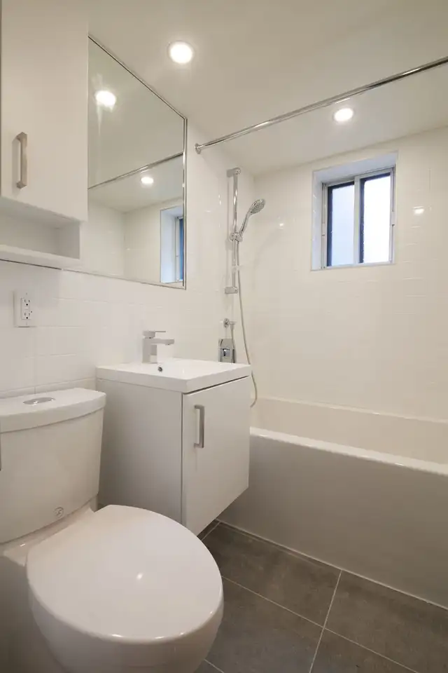 modern two-bedroom one-bathroom - ID 87 - Photo 10