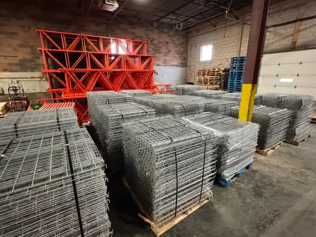 PALLET RACKING - Photo 5