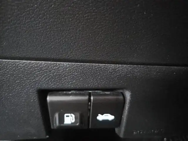 2023 Nissan Kicks SV SV | Adaptive Cruise | Remote Start - Photo 23