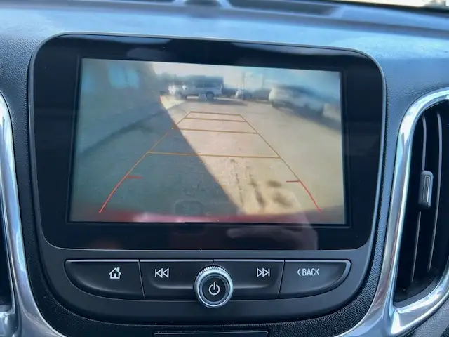 2018 Chevrolet Equinox FWD 4dr LT w/1LT - Photo 13