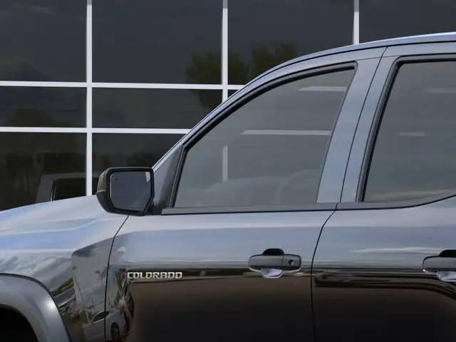 2026 Chevrolet Colorado - Photo 12
