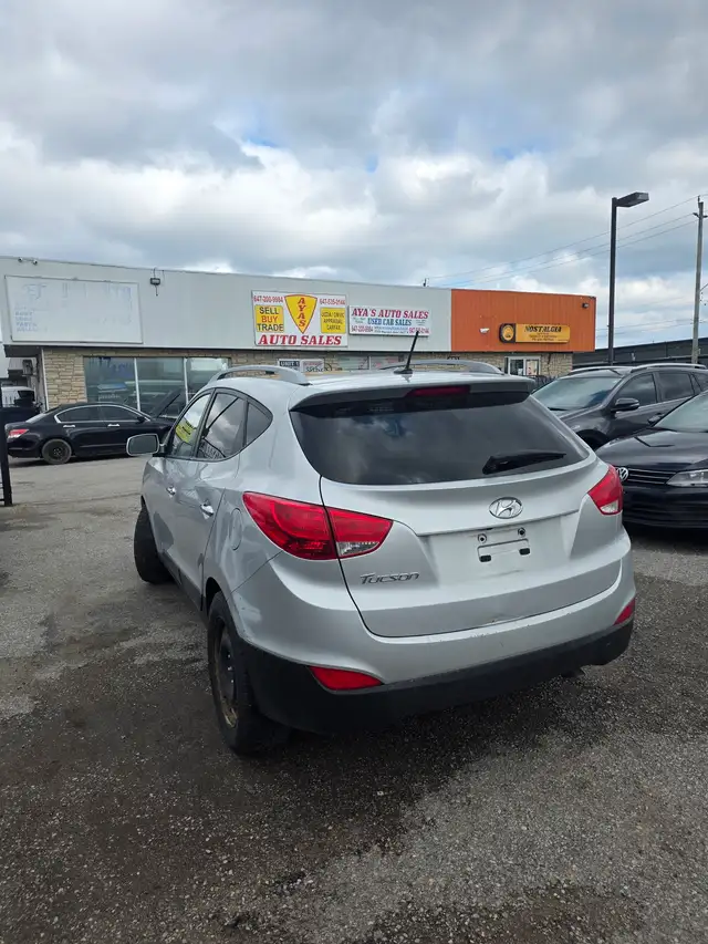 2015 Hyundai Tucson SE - Photo 3