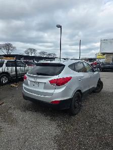 2015 Hyundai Tucson SE - Photo 4