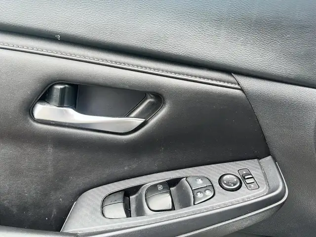 2023 Nissan Sentra SV SV | Adaptive Cruise | Dual Climate Con... - Photo 13