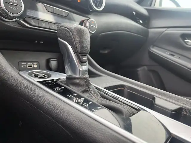 2023 Nissan Sentra SV SV | Adaptive Cruise | Dual Climate Con... - Photo 15