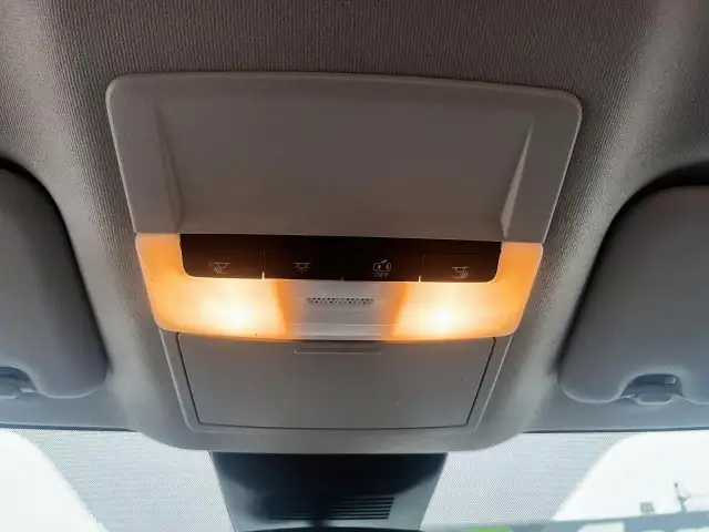 2023 Nissan Sentra SV SV | Adaptive Cruise | Dual Climate Con... - Photo 16