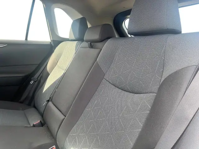 2025 Toyota RAV4 LE LE | Adaptive Cruise | Blind Spot - Photo 9