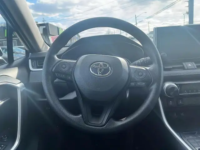 2025 Toyota RAV4 LE LE | Adaptive Cruise | Blind Spot - Photo 12