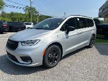 2024 Chrysler Pacifica Hybrid S Trim Hybrid - Photo 3