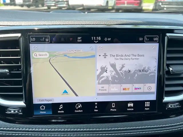 2024 Chrysler Pacifica Hybrid S Trim Hybrid - Photo 20