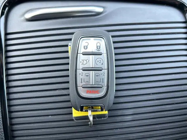 2024 Chrysler Pacifica Hybrid S Trim Hybrid - Photo 22