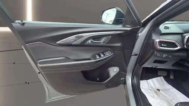 2023 Chevrolet Trailblazer RS PKG AWD 1.3L TURBO B.CAM/PANOROOF/ - Photo 11