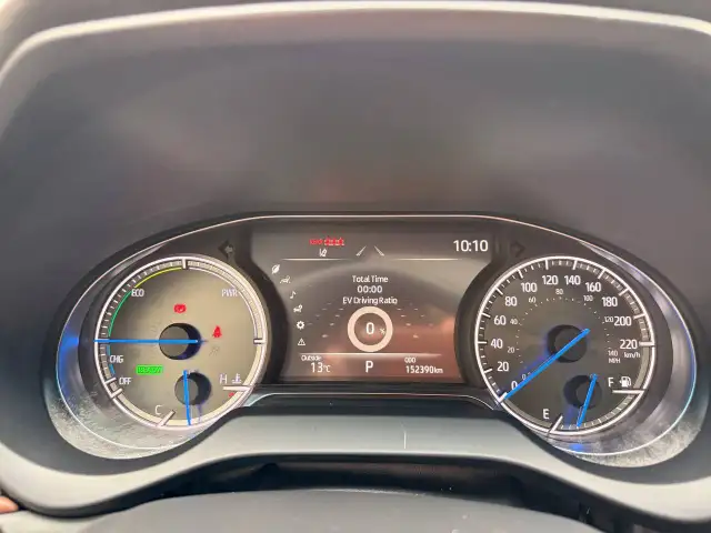 2022 Toyota Venza LIMITED AWD ,NAVIGATION, PANORAMIC ROOF, LEATH - Photo 10