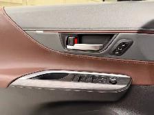 2022 Toyota Venza LIMITED AWD ,NAVIGATION, PANORAMIC ROOF, LEATH - Photo 16